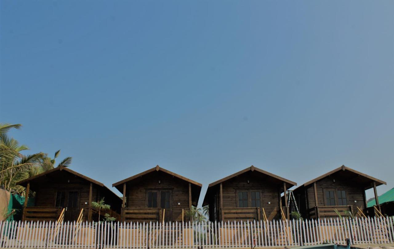 Summer Sky Beach Resort Agonda Exterior photo